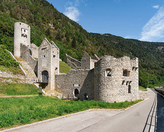 La fortezza Mühlbacher Klause lungo la strada