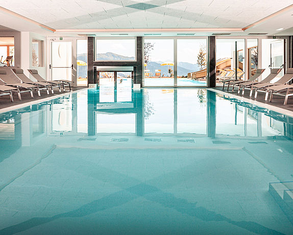 Indoor swimming pool at the Alpenhof